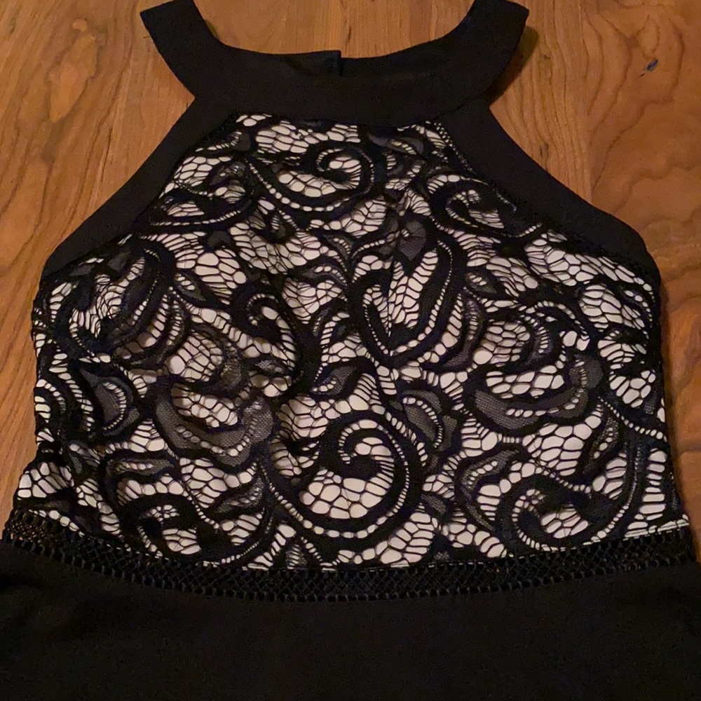 Dress - Picture 2 of 4